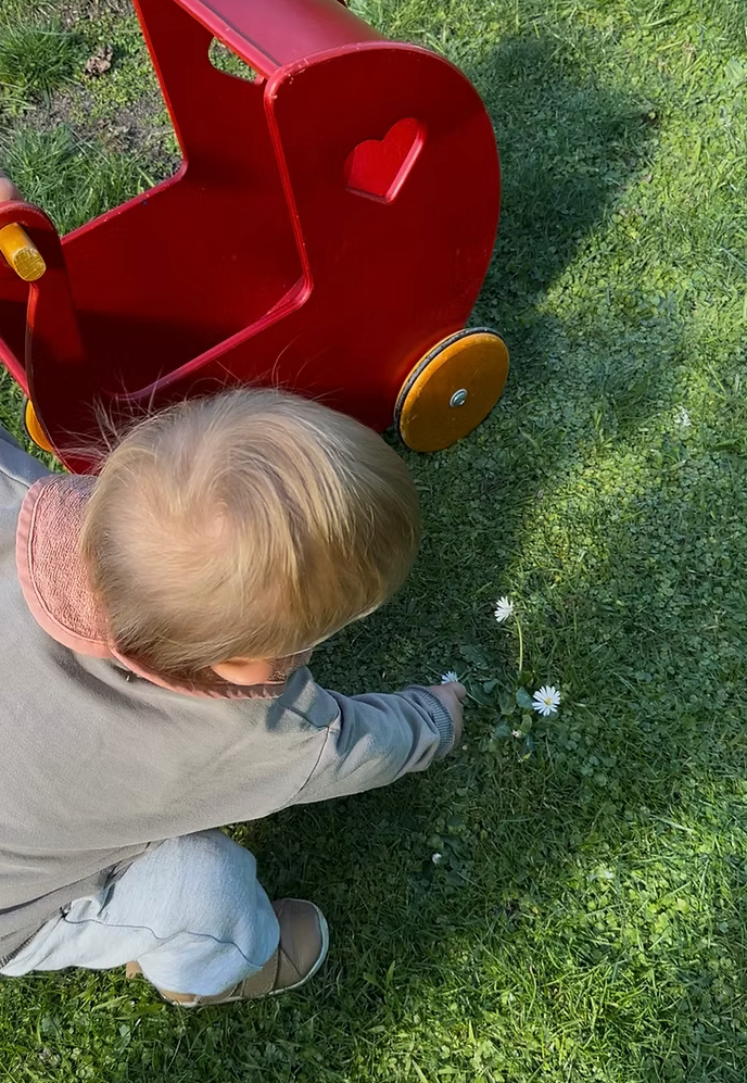 Sensory Play in Spring: Fresh Ideas for Little Explorers
